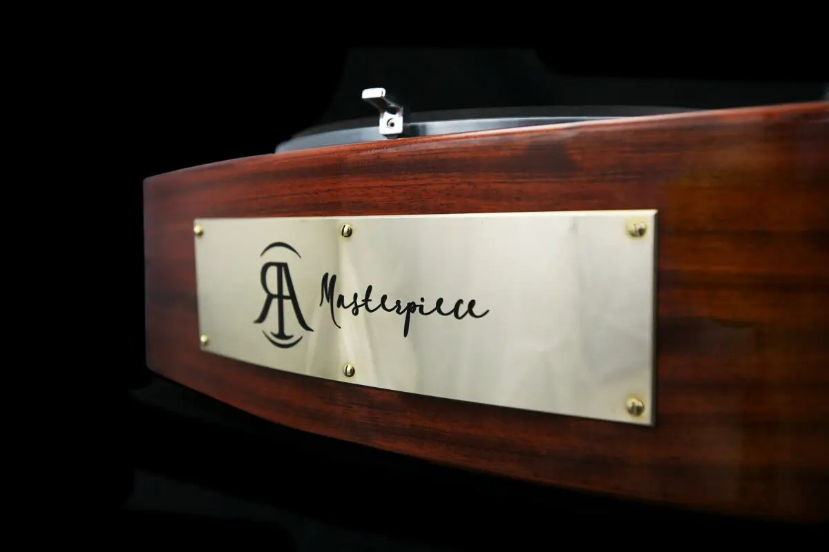 robson_products_turntable2