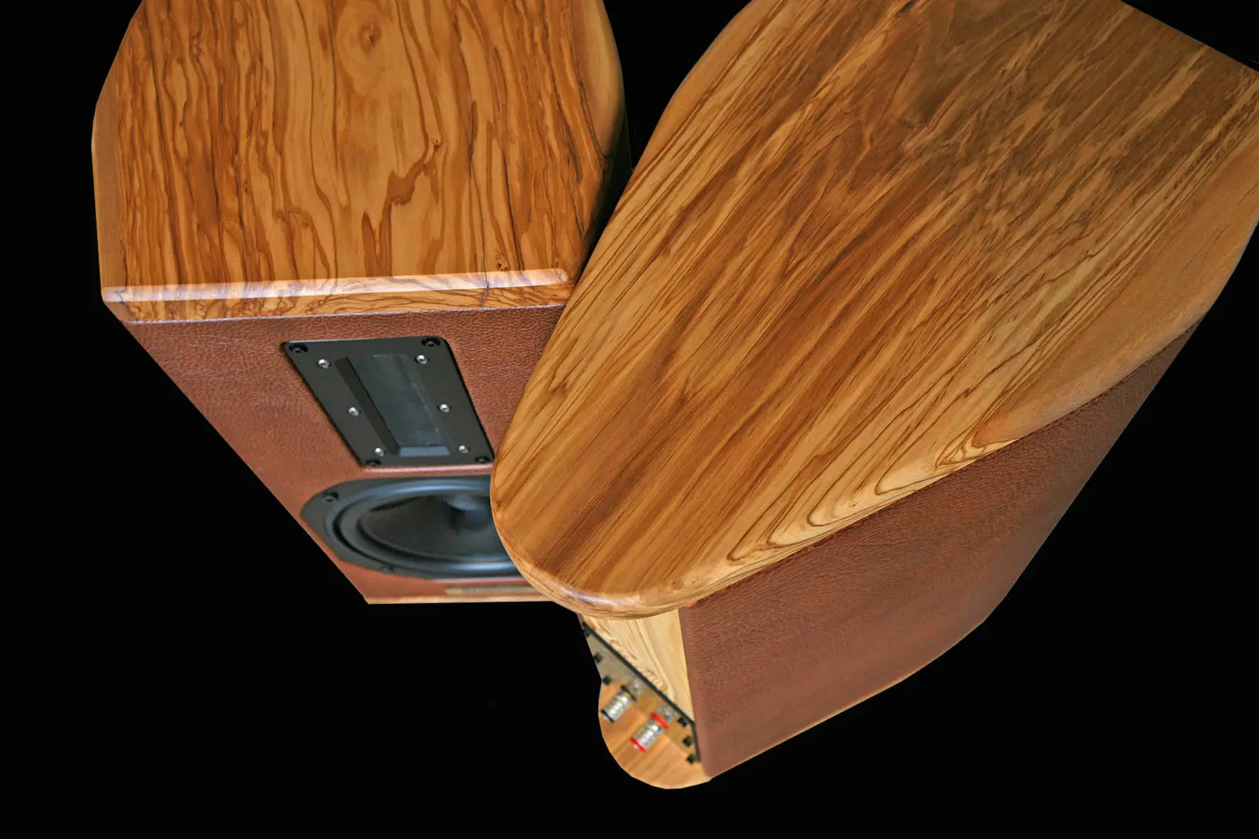 robson_products_voltaire1